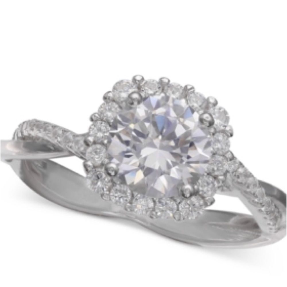 Giani BerniniCubic Zirconia Halo Ring in Sterling Silver Diamond Halo Ring